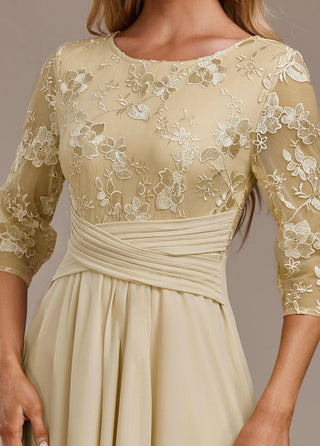 Elin™ - Champagnekjole med delikate broderier