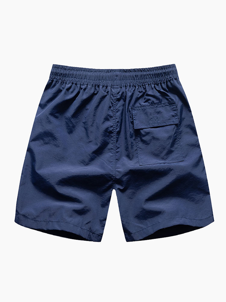 Geometrisk skjorte- og badeshortssett